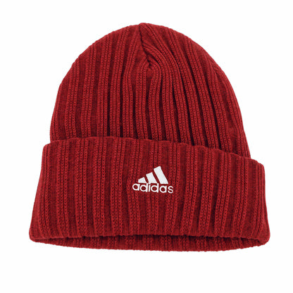 adidas Beanie Rippstrick mit Umschlag in Rot, Vorderansicht mit gesticktem Logo