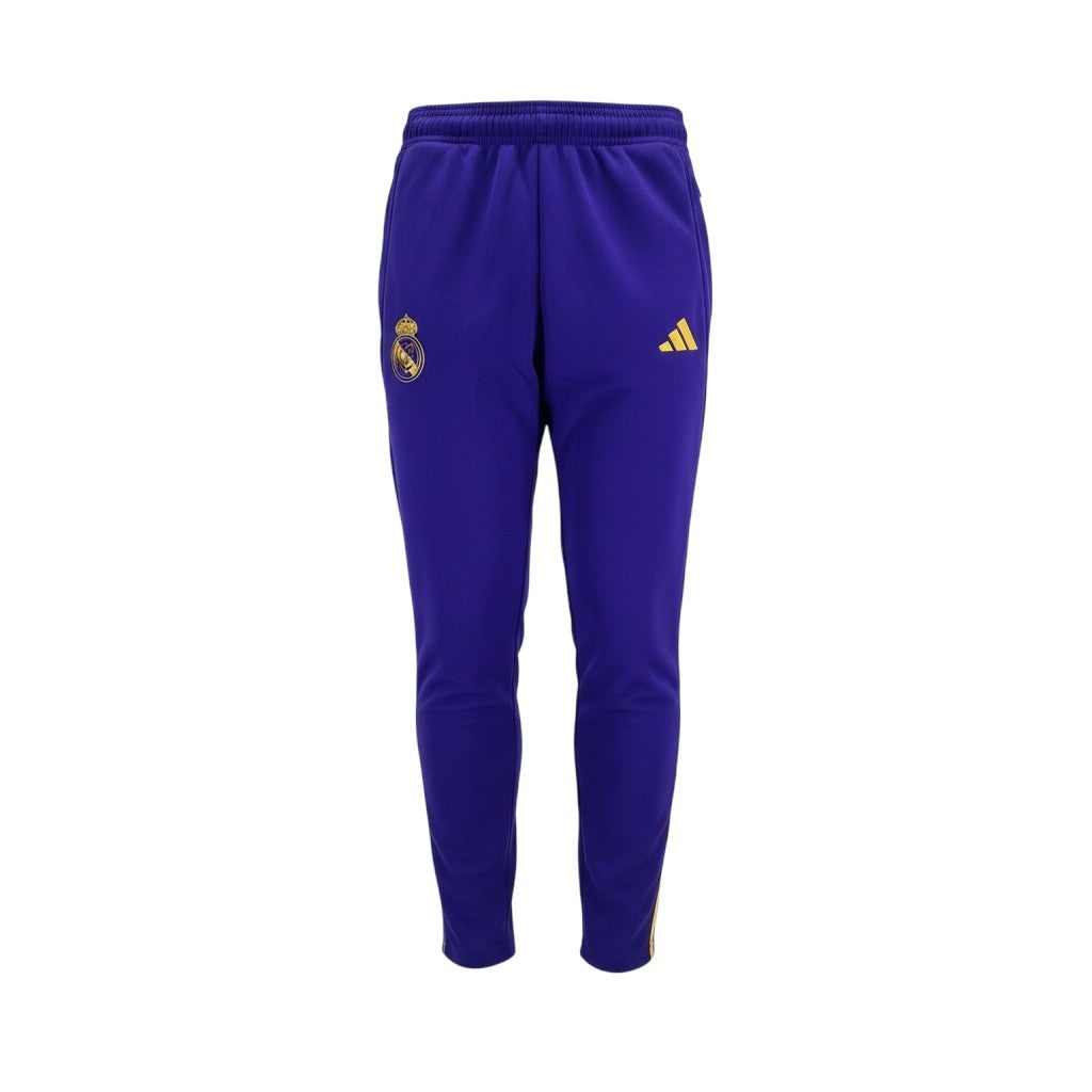 Brand Dealers Arena e.K. - BDA24 Adidas Real Madrid Trainingshose in Lila mit goldenem Logo und Vereinswappen