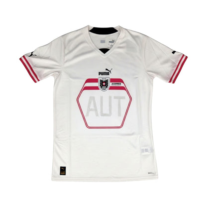 Puma Öfb Away Replica Trikot für Herren, weiß mit roten Akzenten und "AUT"-Aufdruck. Material: Polyester.
