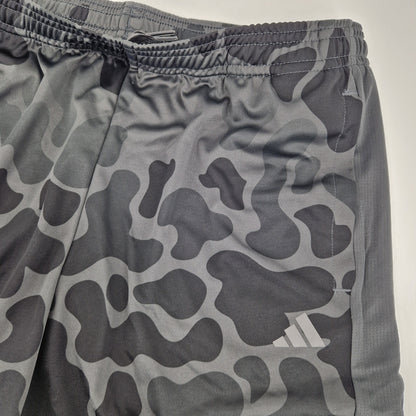 Adidas J TR-ES AOP SH kurze Hose Shorts