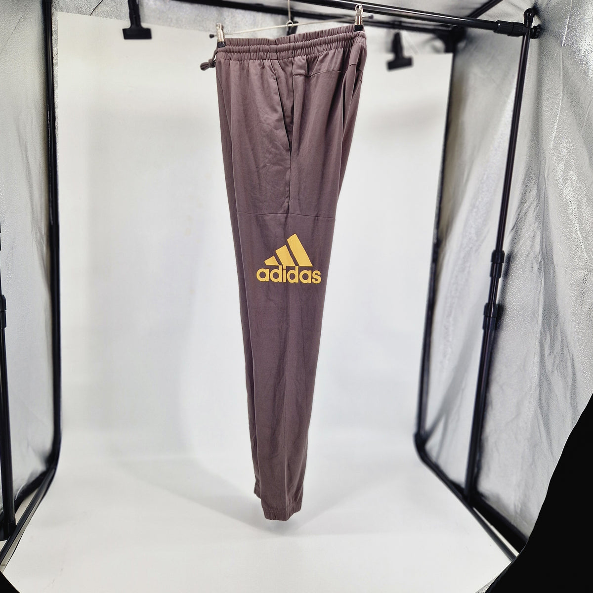 Adidas ESS LGO T P SJ Pants Trainingshose