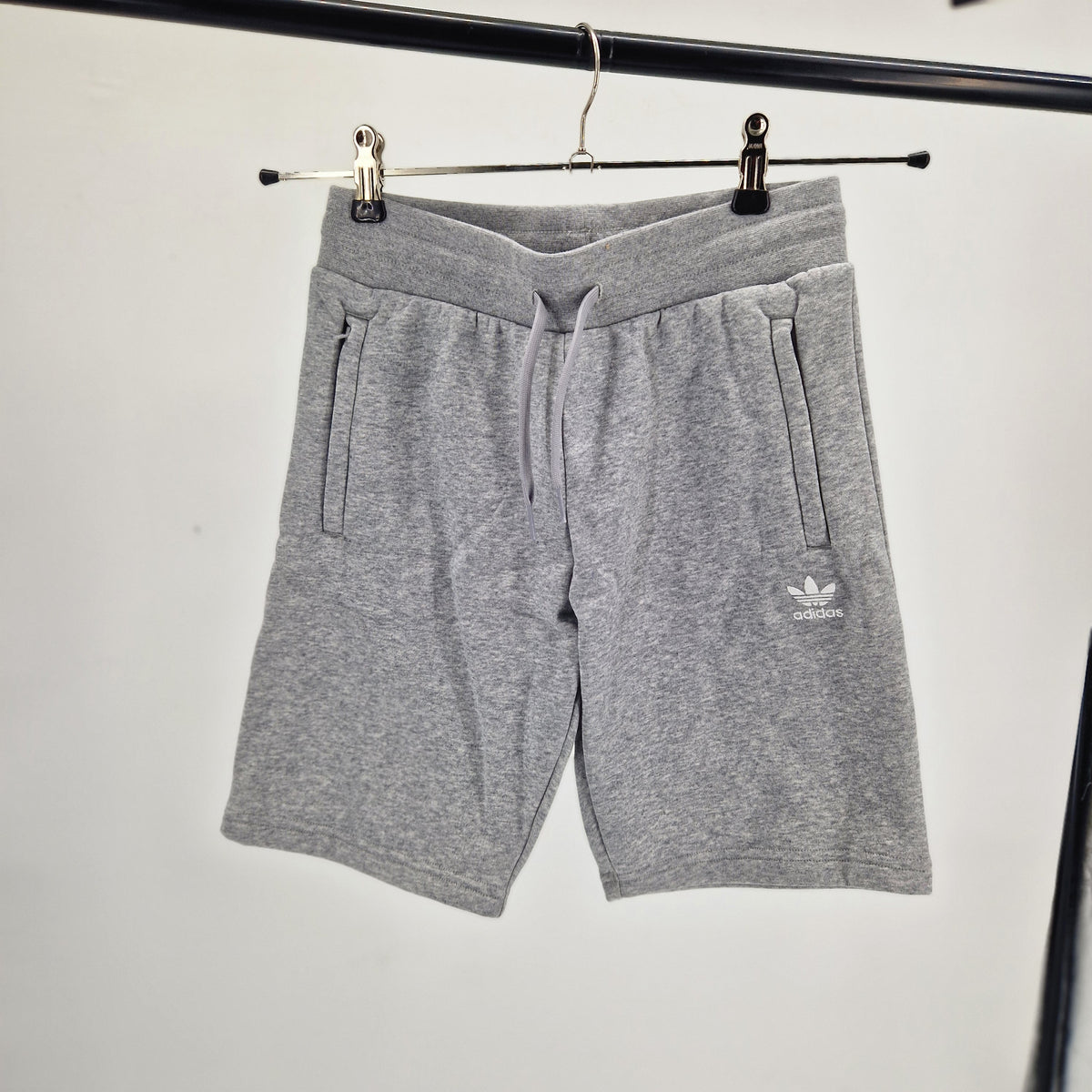 Adidas SHORTS kurze Hose Shorts